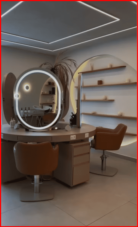 Boutique Salon - Image 15