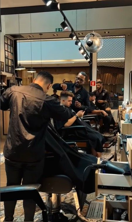 Via Paris Masculino | Barbearia - Image 8