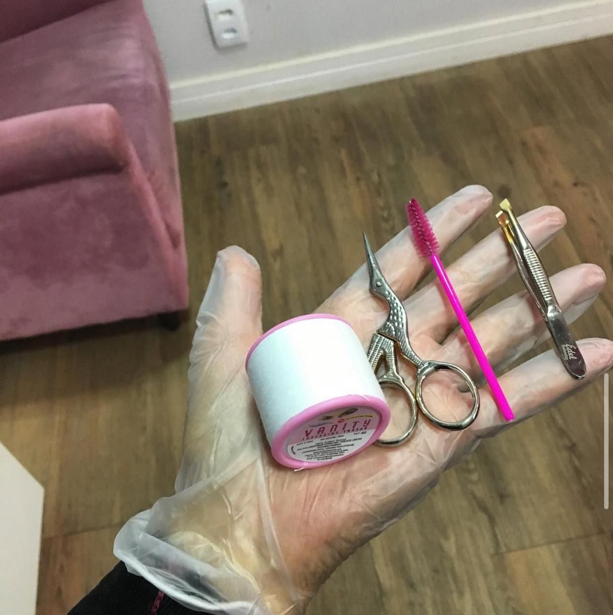 Ione Breves | Designer de Sobrancelhas & Estética Facial - Image 6