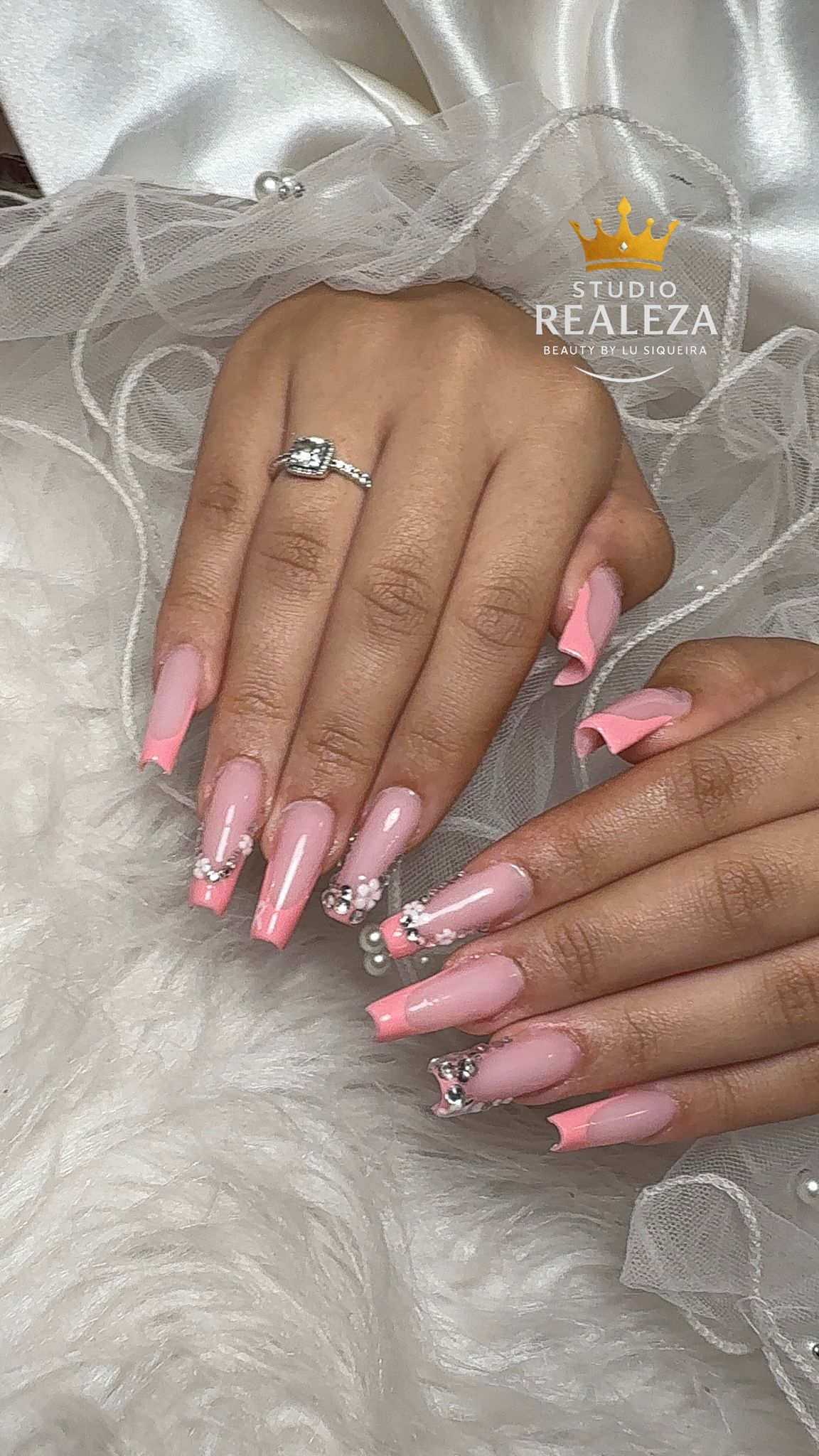 Studio Realeza Lu Siqueira Unhas de Gel - Image 5