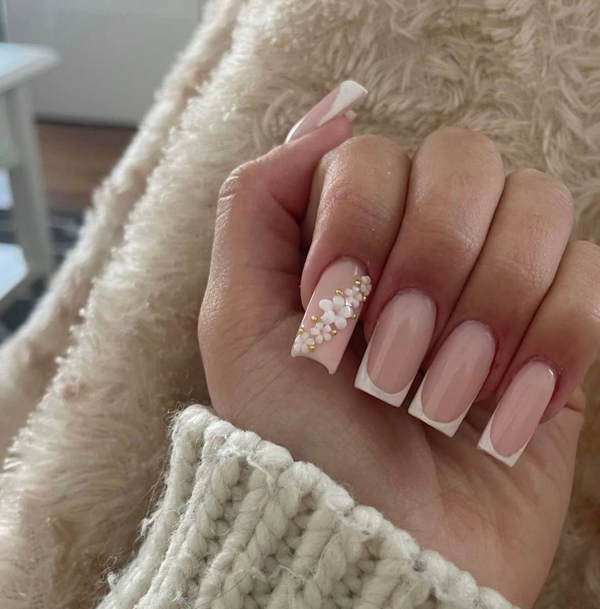 Mada Nails