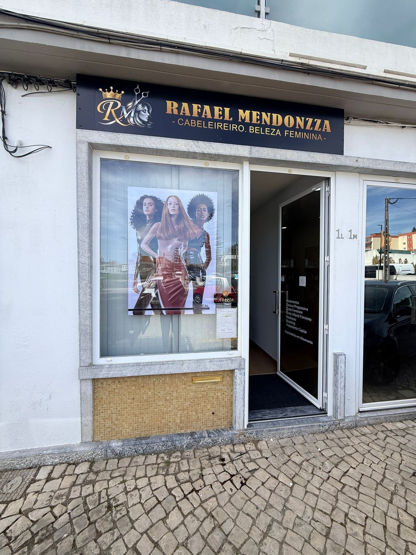 Rafael Mendonzza - Cabeleireiro e Beleza Feminina - Image 6