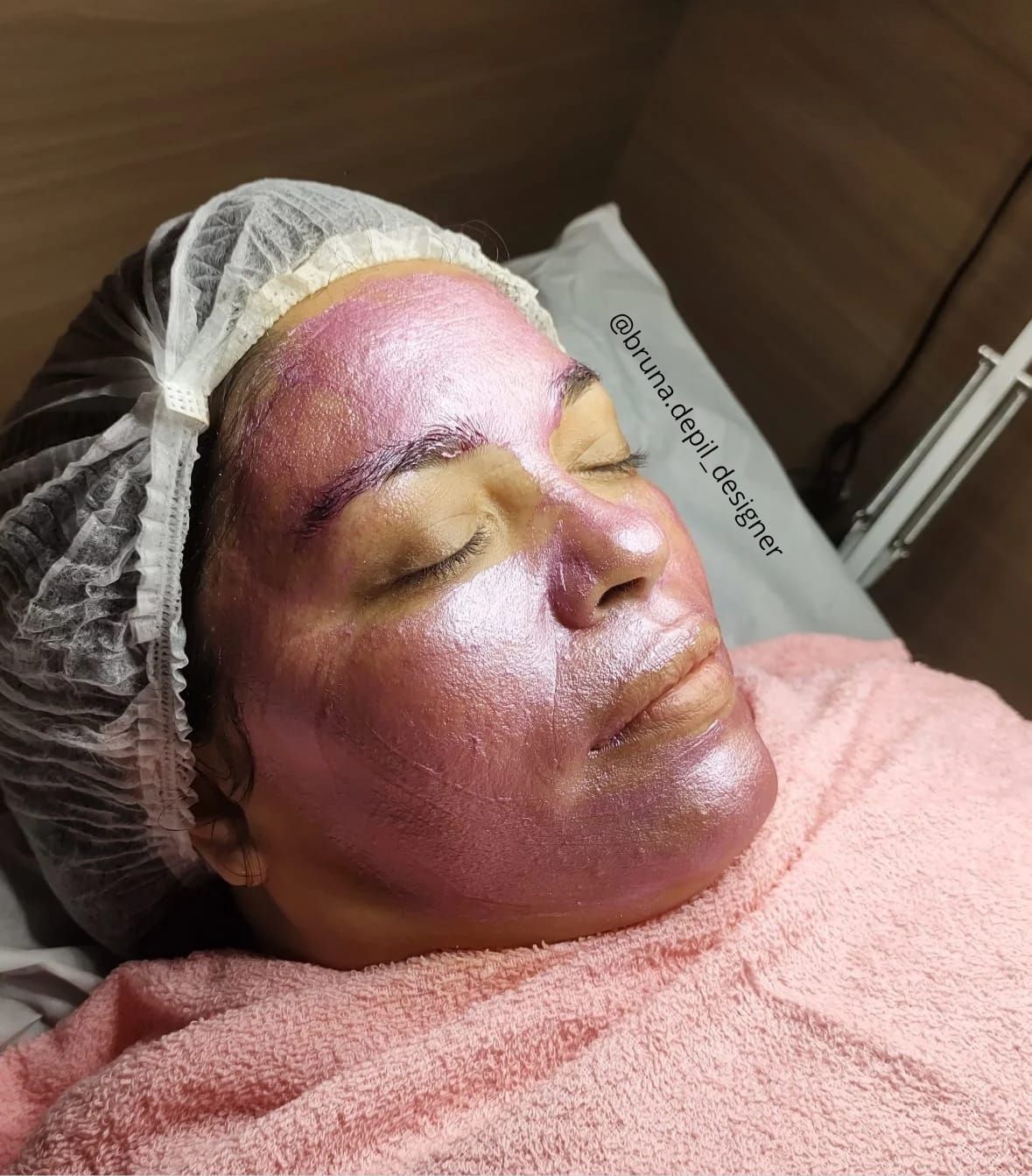 Bruna Nascimento | Estética & Depilação - Image 3