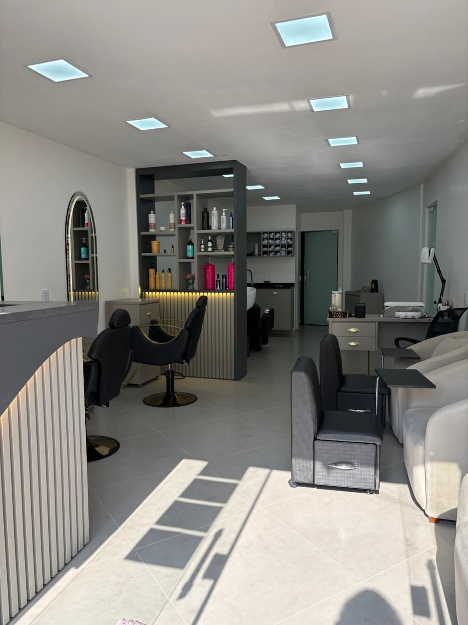 Beauty Social Club - Image 1