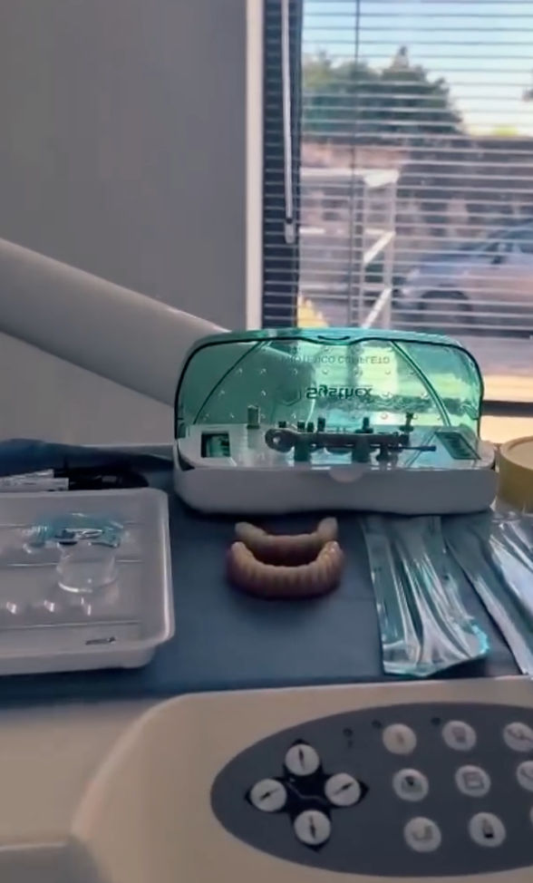 Ilkenia Tavares - Médica Dentista - Image 7