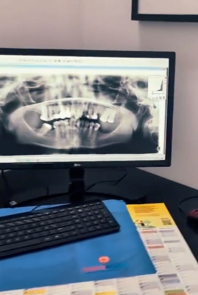 Ilkenia Tavares - Médica Dentista - Image 6