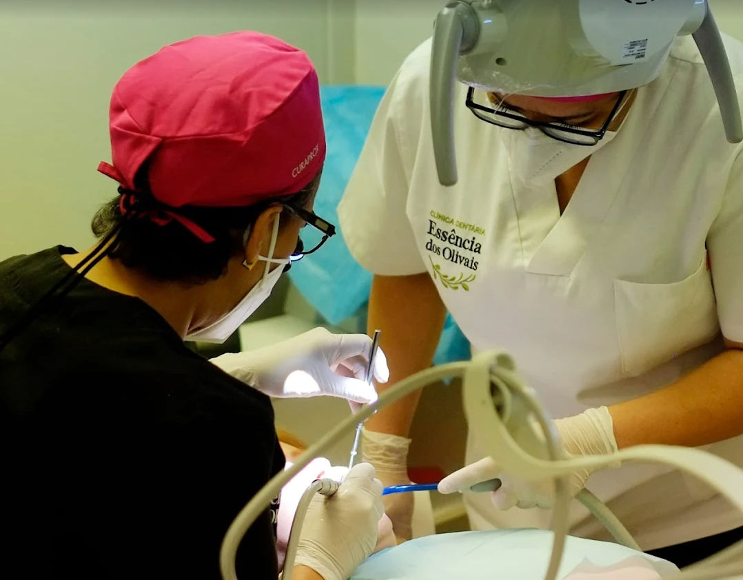Tágides Medicina Dentária - Image 2