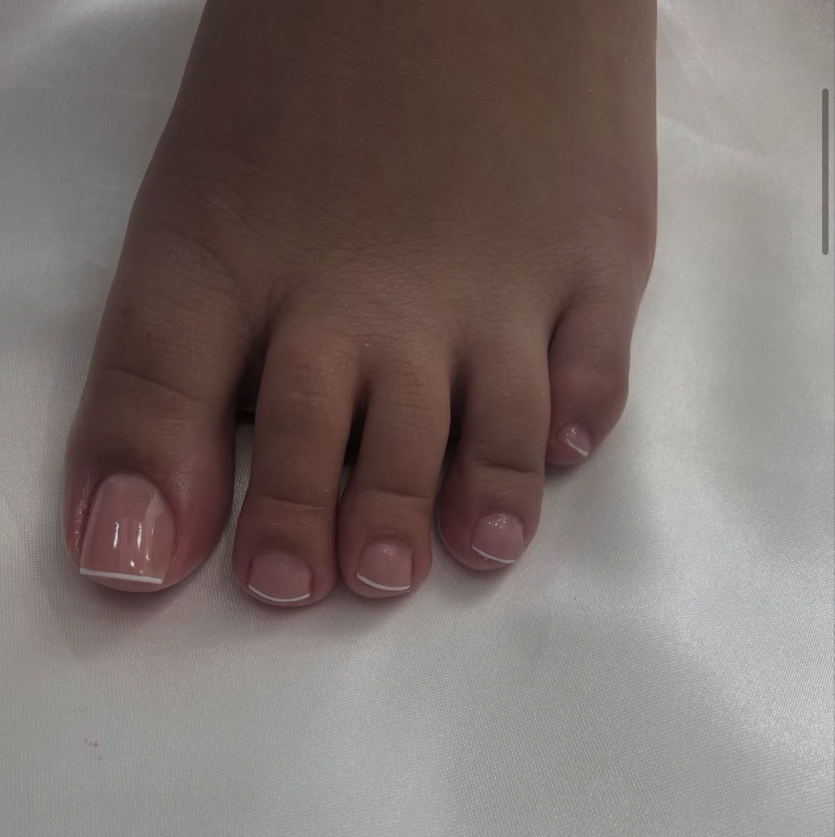 Michele Alcântara - Nails e Pedicure,Cabeleireira, Extensão Pestanas - Image 4