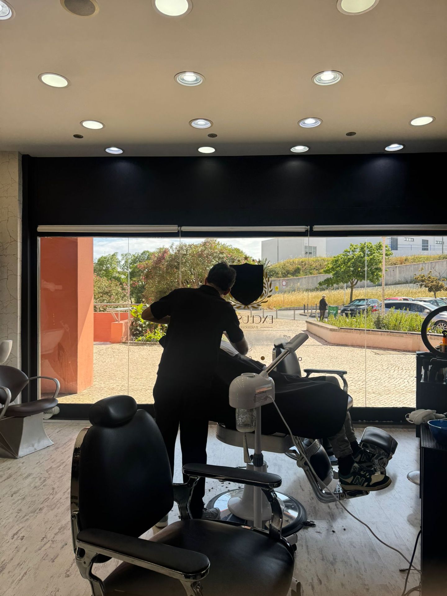 Exclusive Barbershop Alto de Barra - Image 6