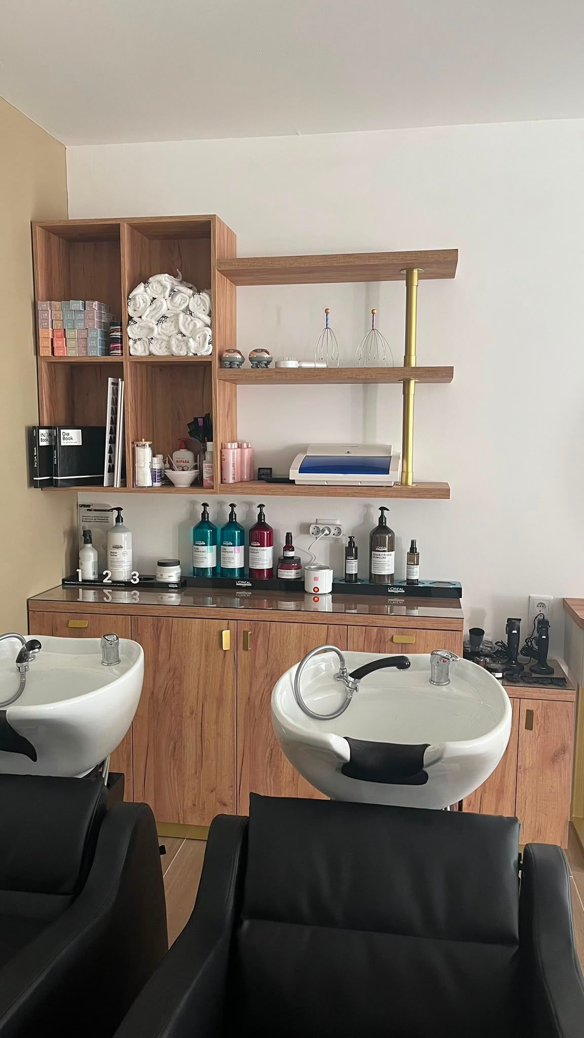 Glow hair & Wellness Studio - Image 8