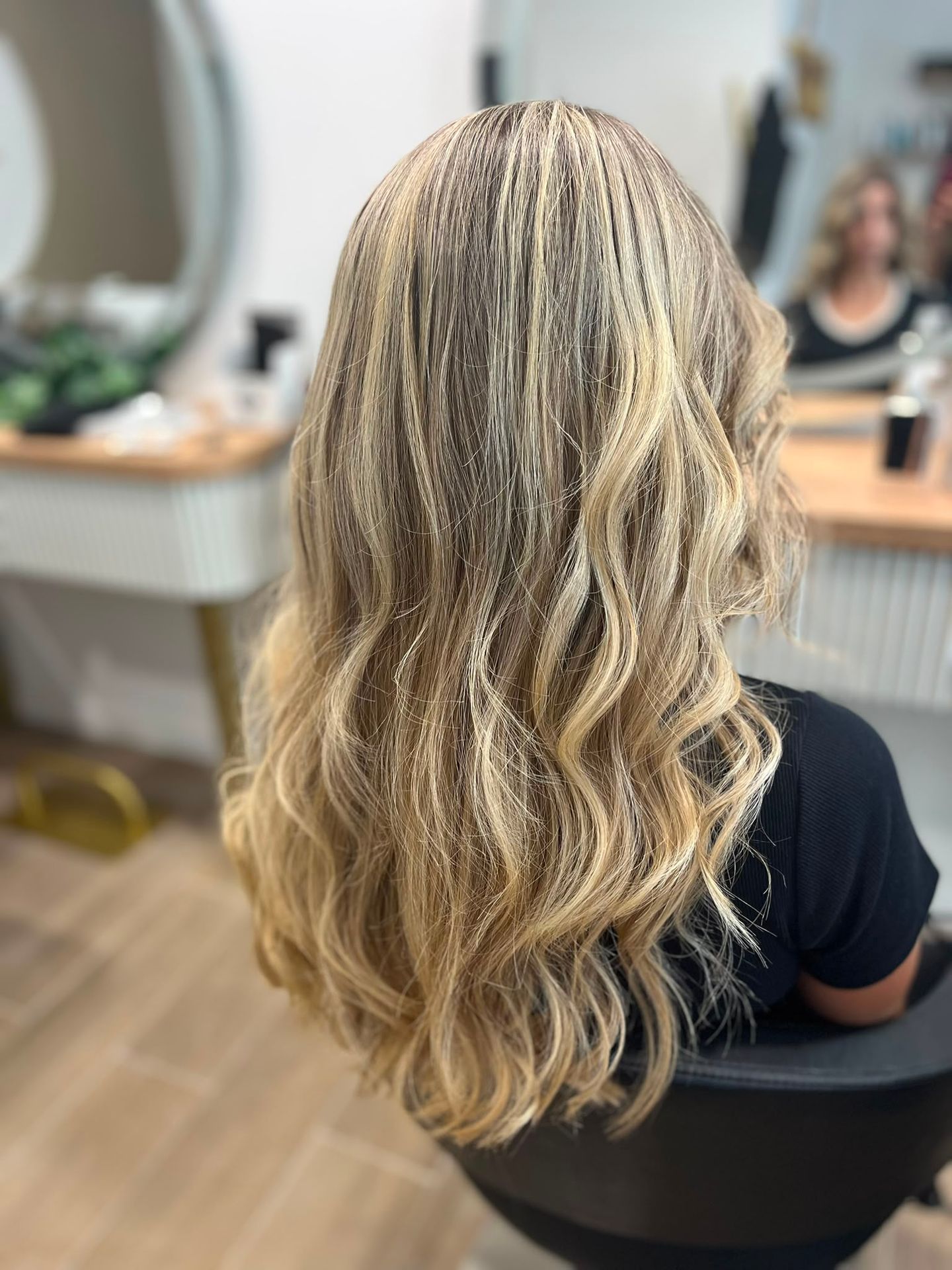 Glow hair & Wellness Studio - Image 6