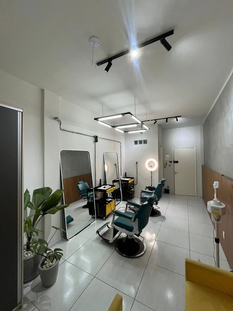 Parm Barber Studio