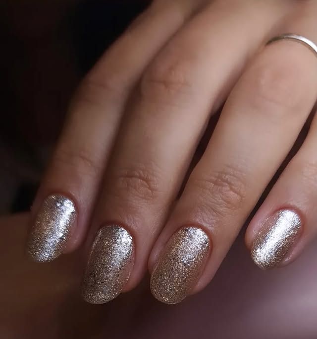 Elaine Cruz | Nail Designer - Image 2