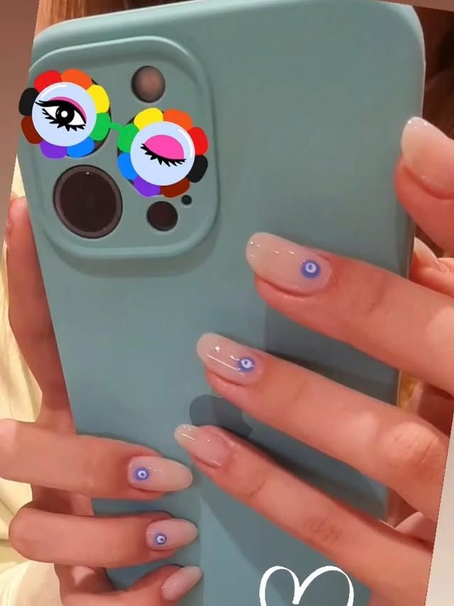 Elaine Cruz | Nail Designer - Image 5