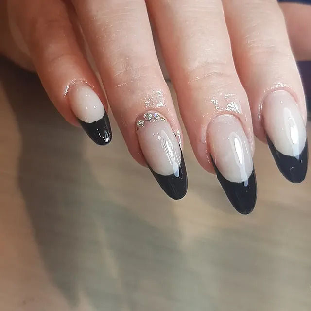 Elaine Cruz | Nail Designer - Image 7