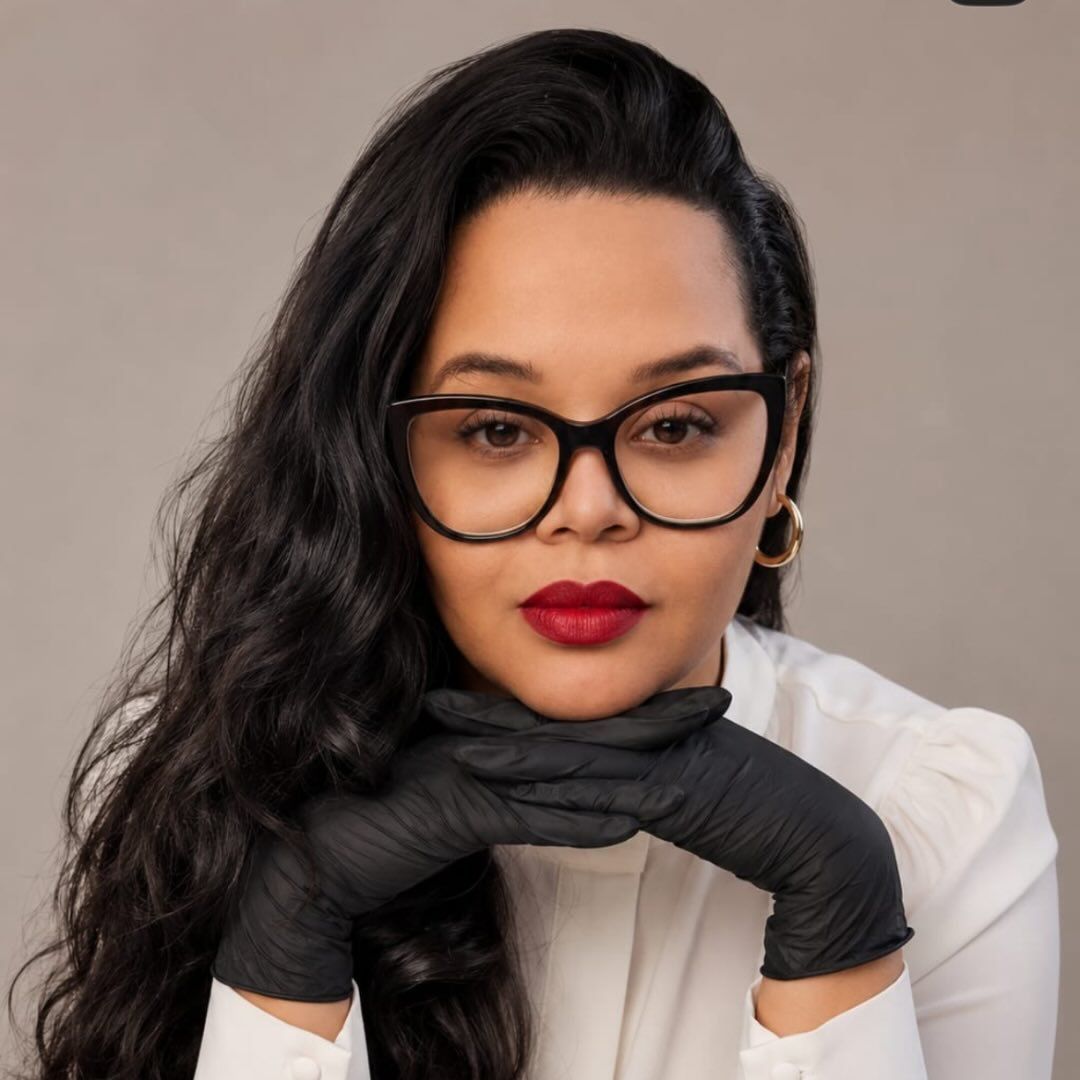Elaine Cruz | Nail Designer - Image 4