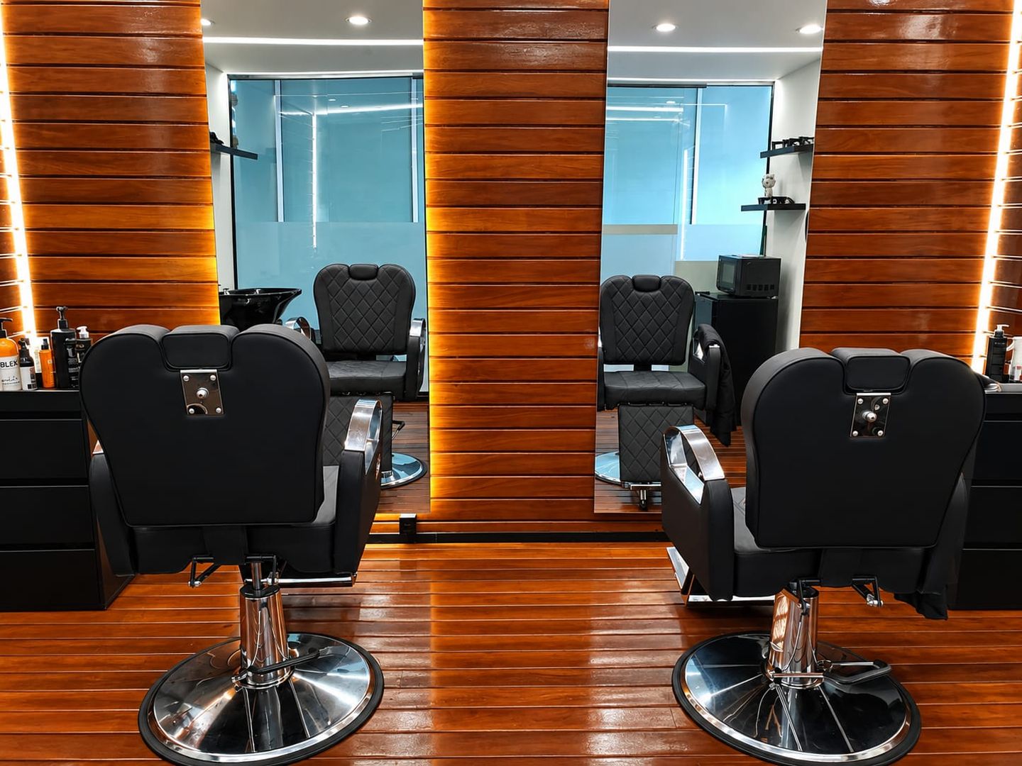 Office Barber - Image 6