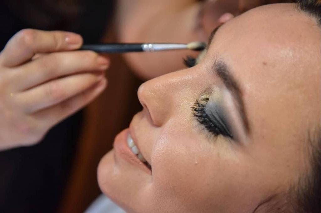 MF Makeup Artist - Image 7