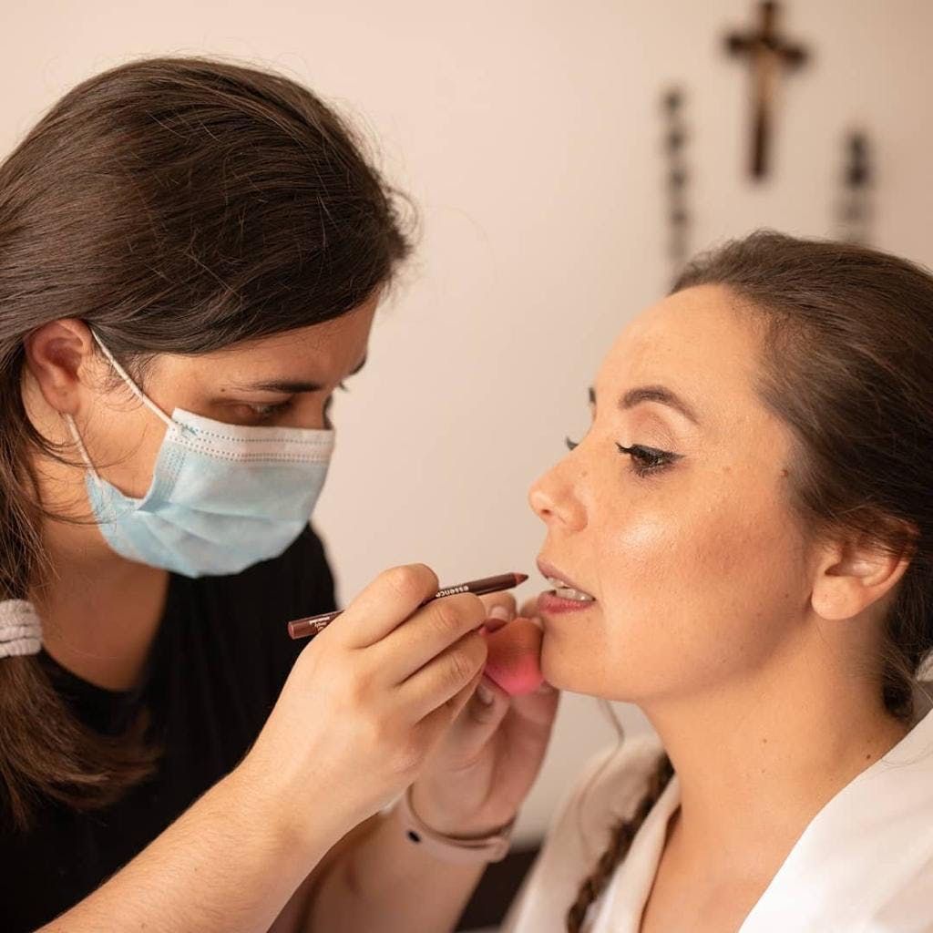MF Makeup Artist - Image 2