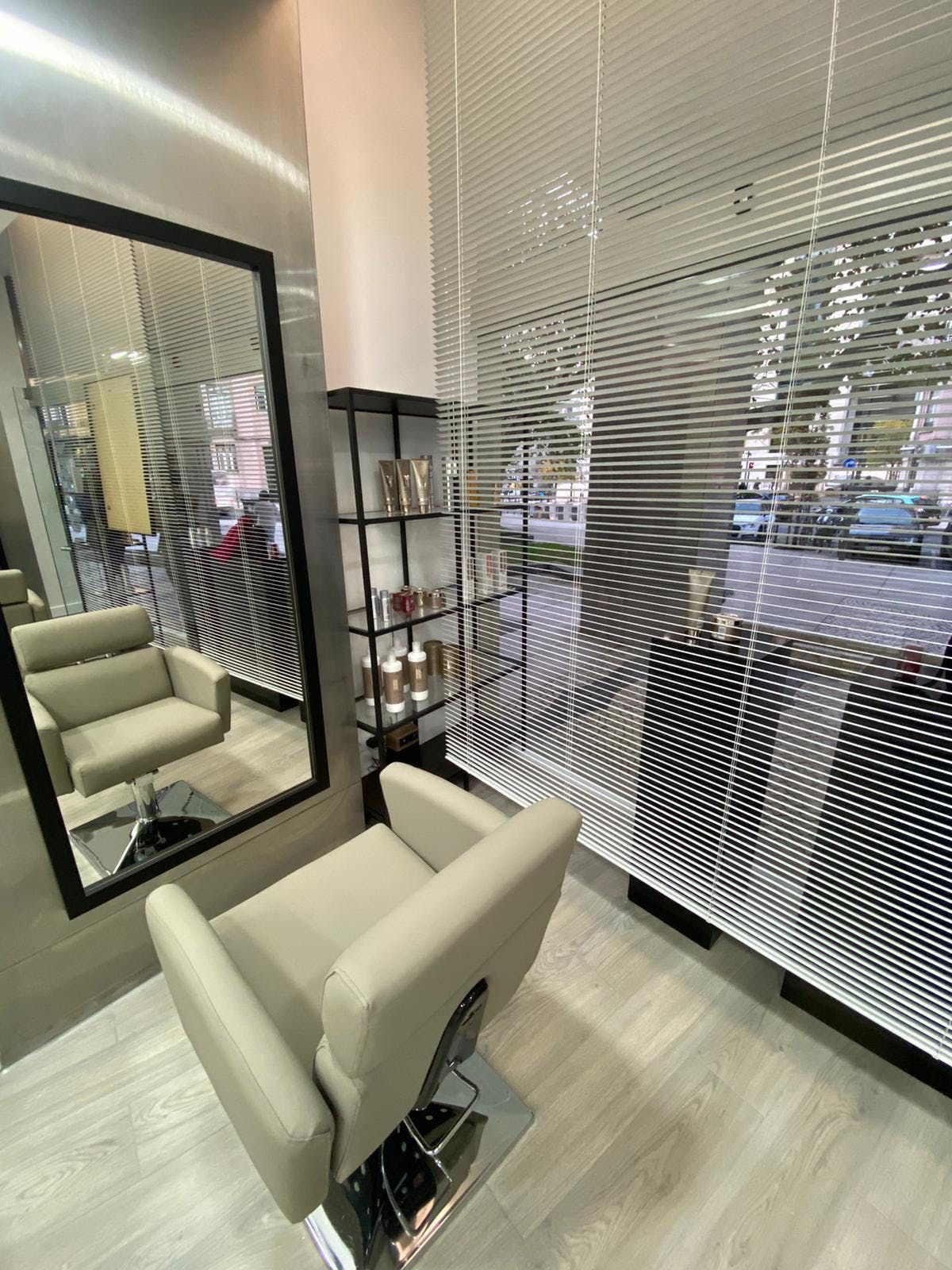 Francisco Souza Hair Design - Image 12