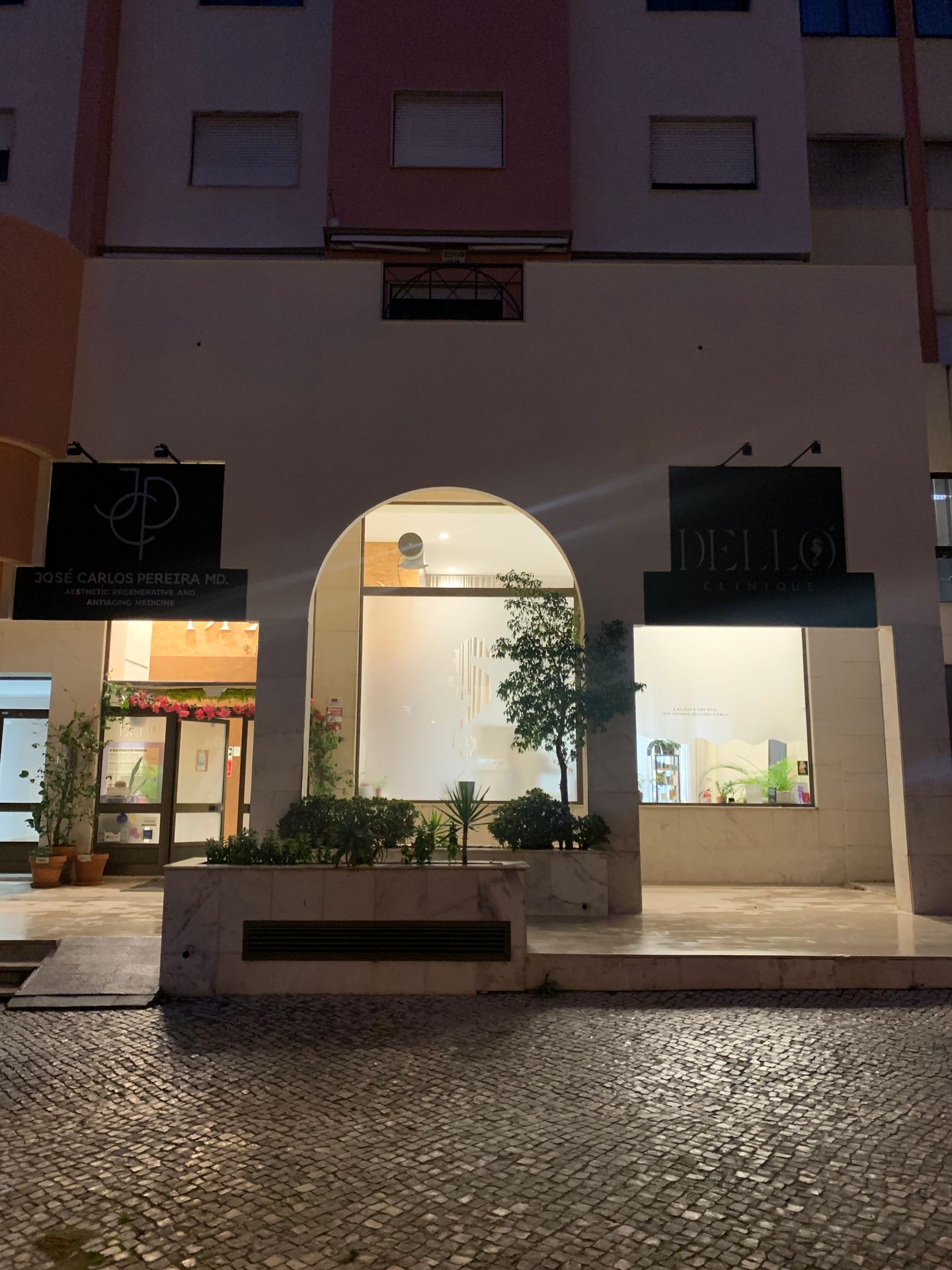 Dello Clinique - Image 23