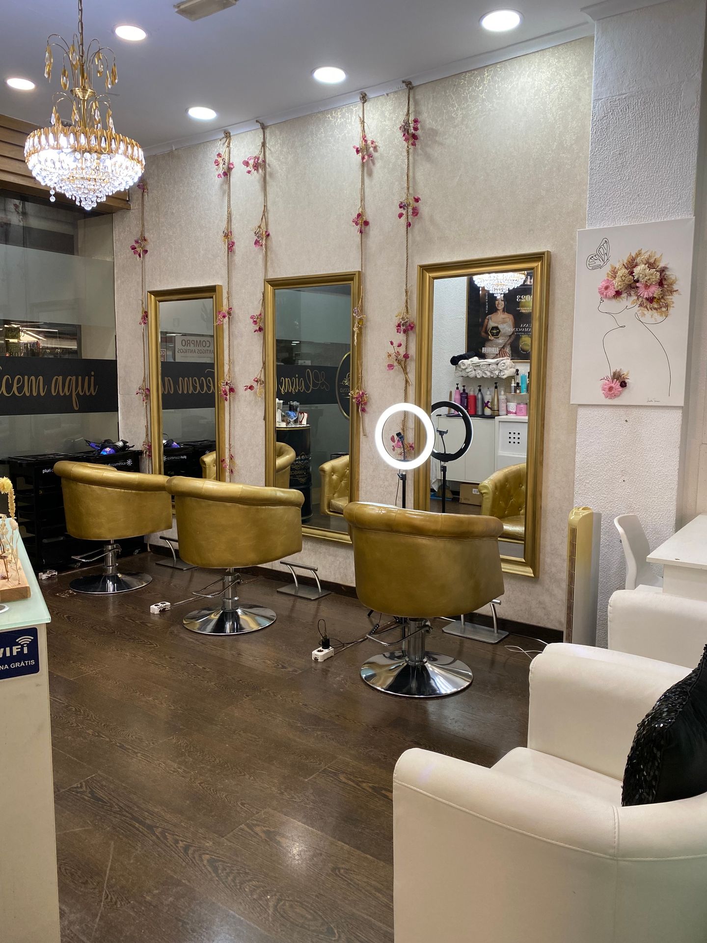 Luana Damasceno Hair & Make Up - Image 11