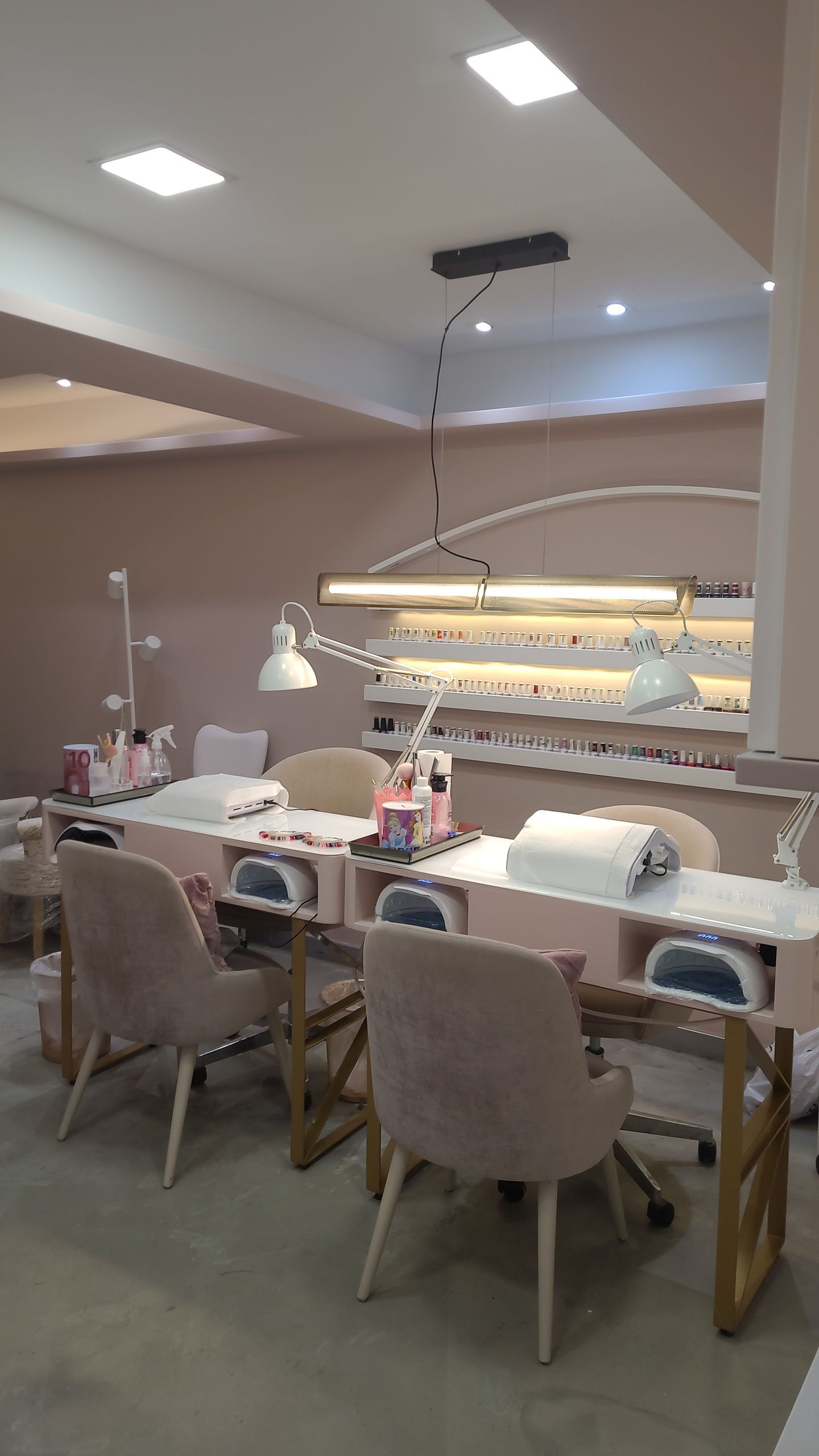 Natural Unisex Beauty BarSpa