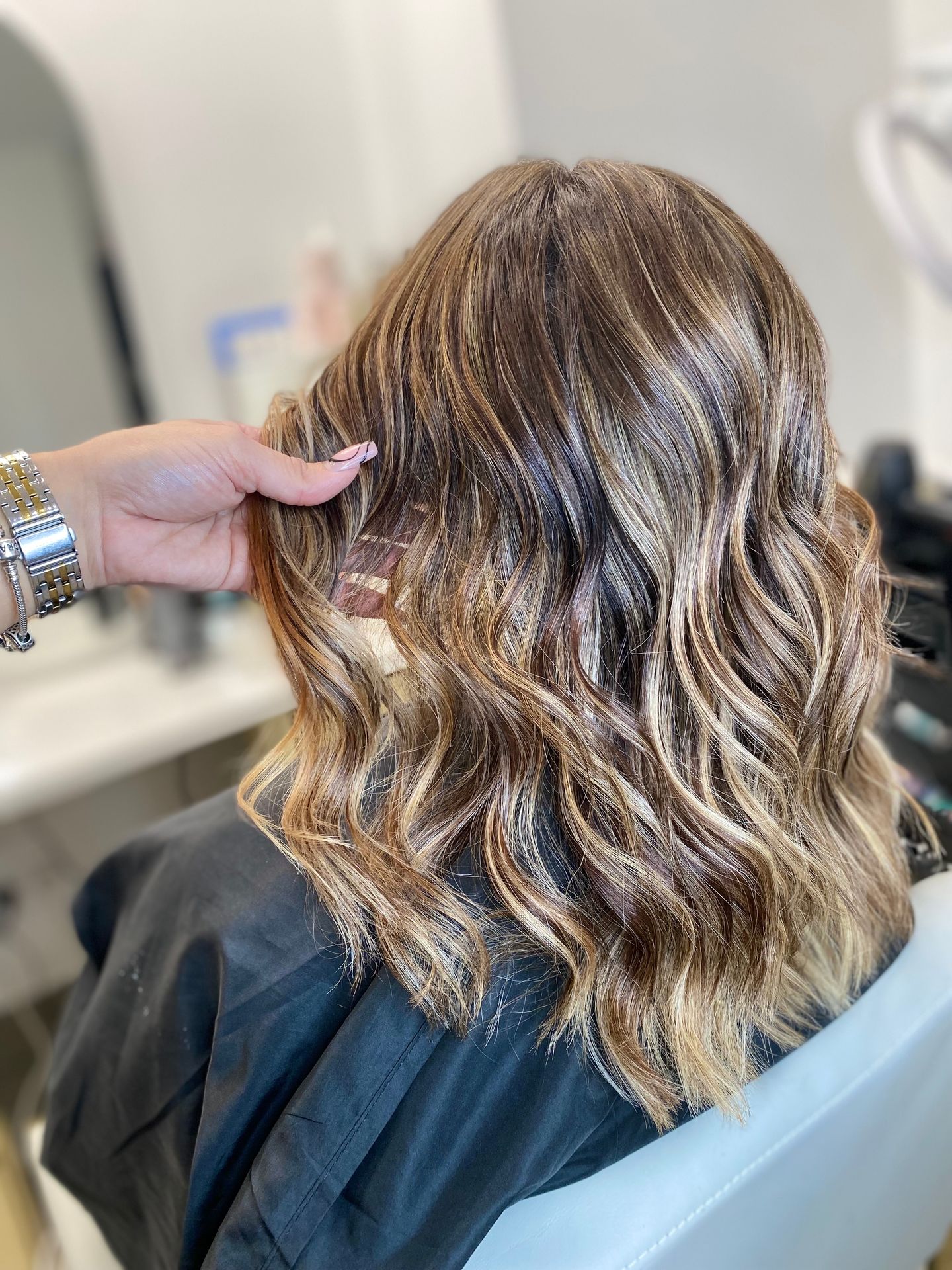 Marcia Alves Salon - Image 3