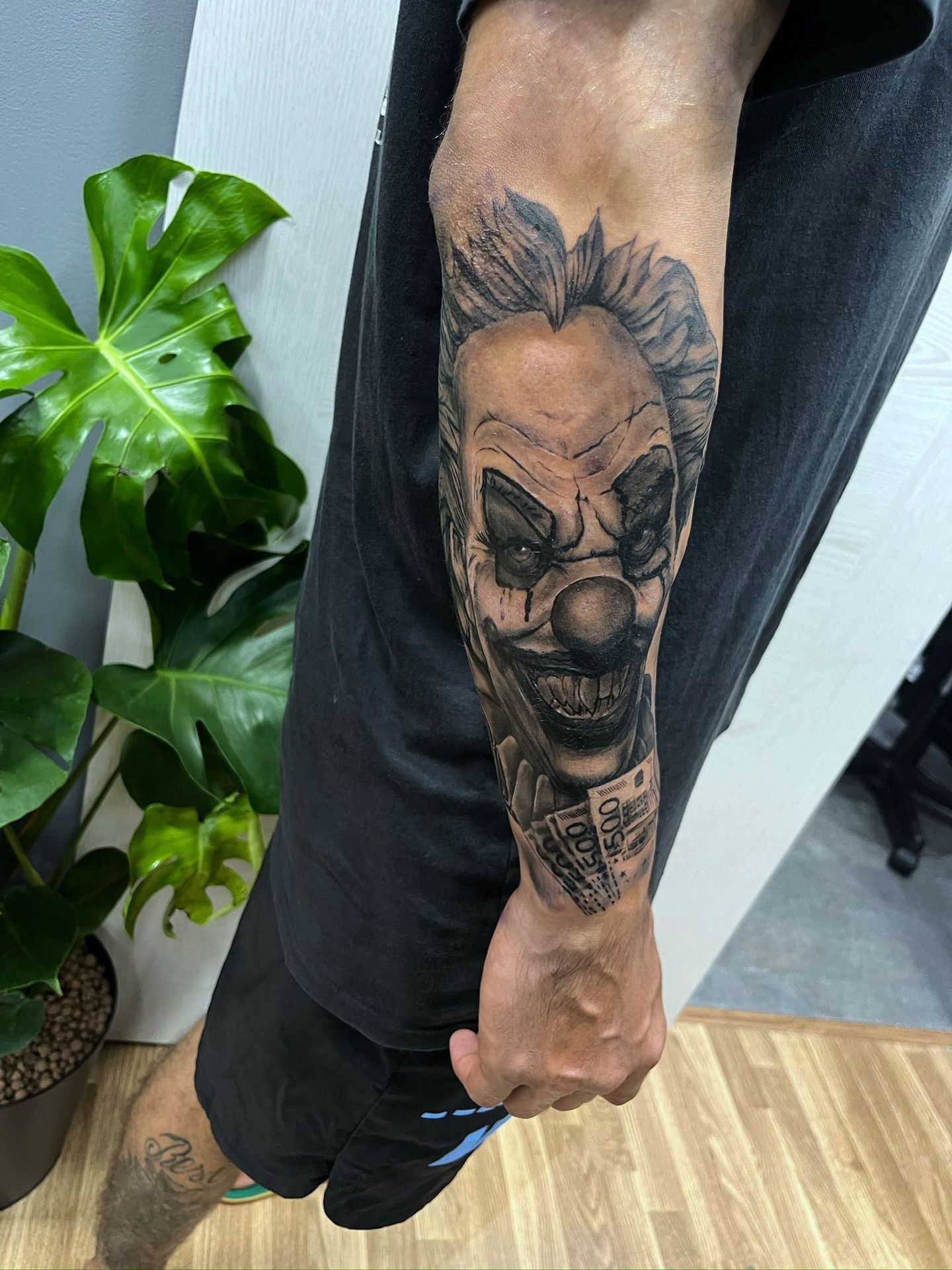FadeBoss Tattoo & Piercings - Image 4