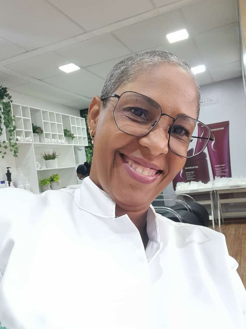 Jil Manicure e Podóloga