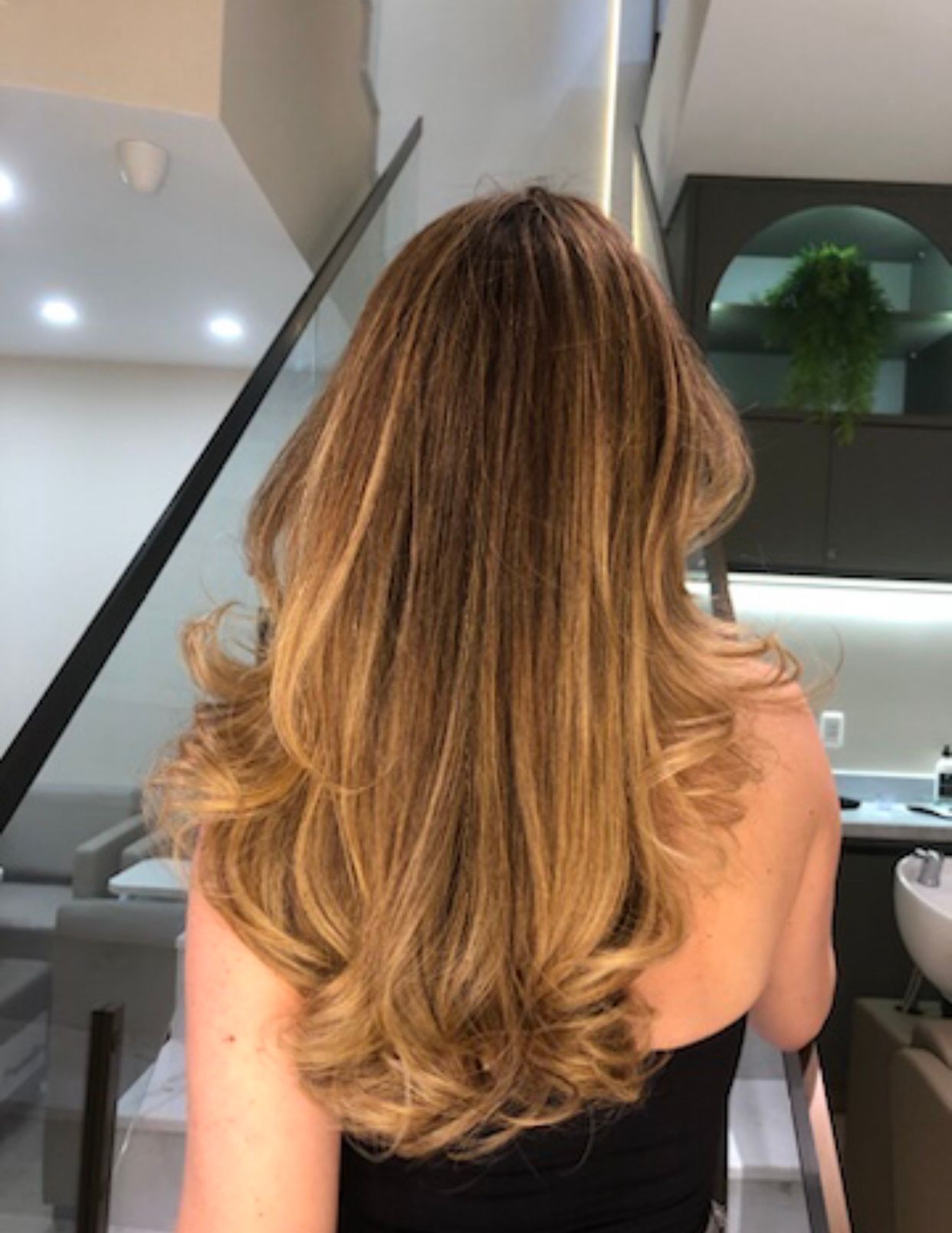 Diego Coelho Hair Beauty - Image 25