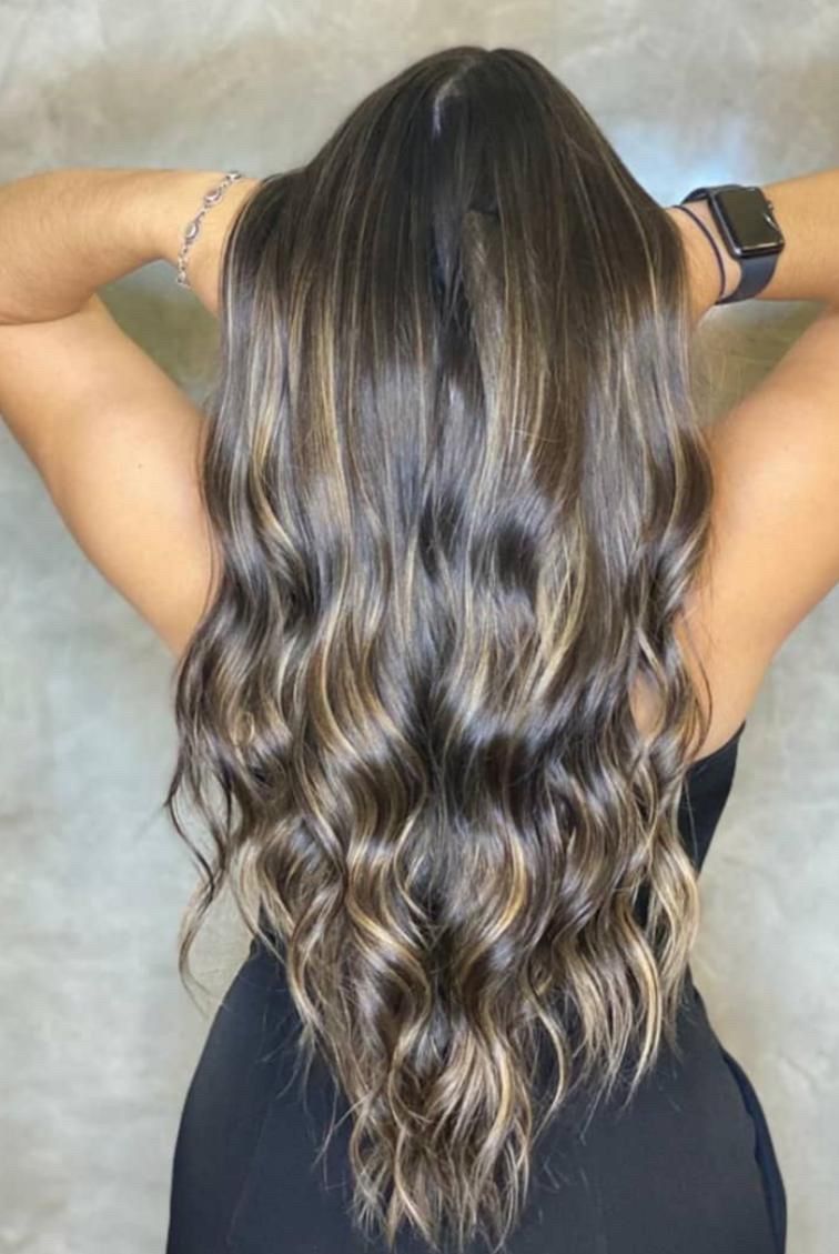 Godiva Coiffeur - Image 96