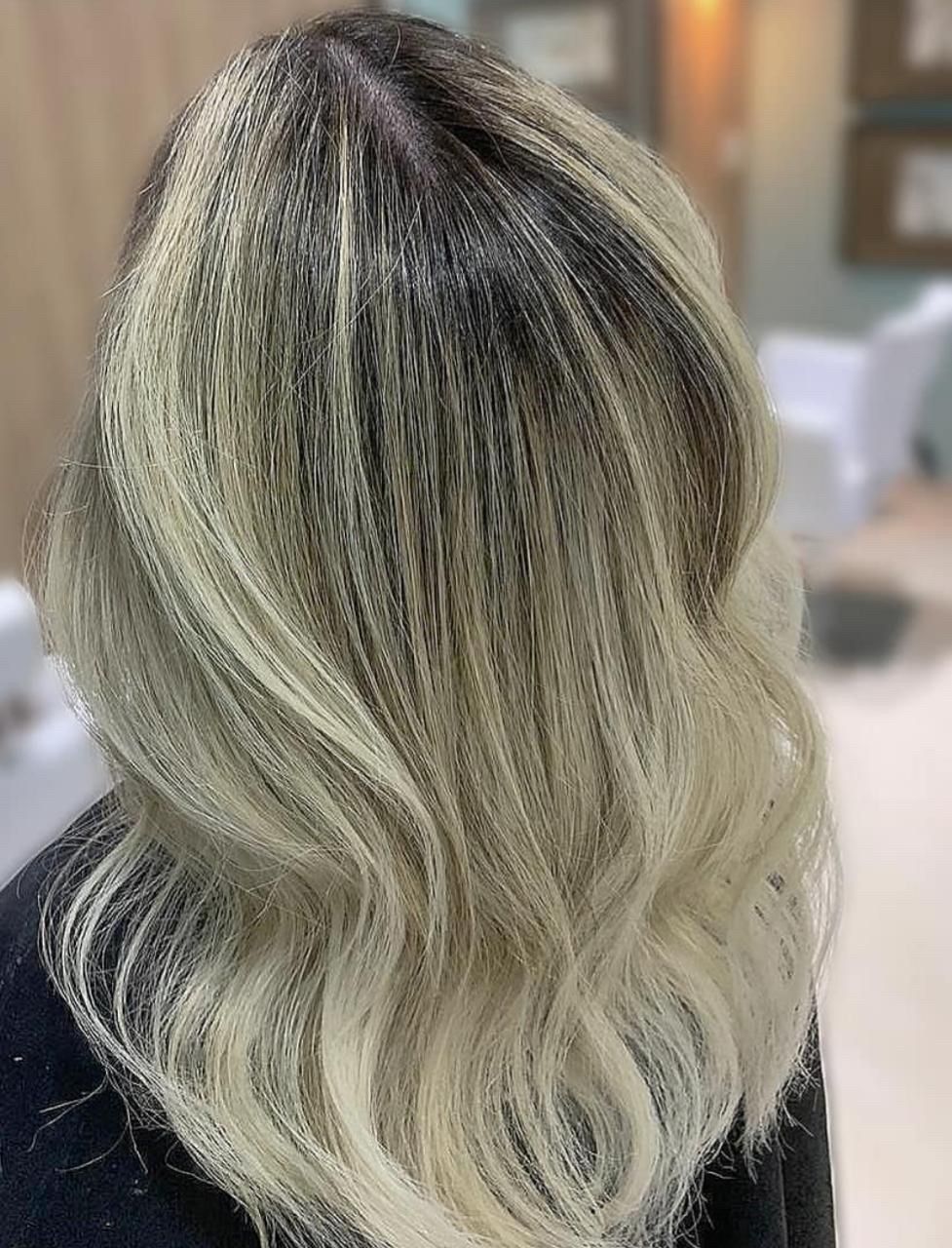 Godiva Coiffeur - Image 108