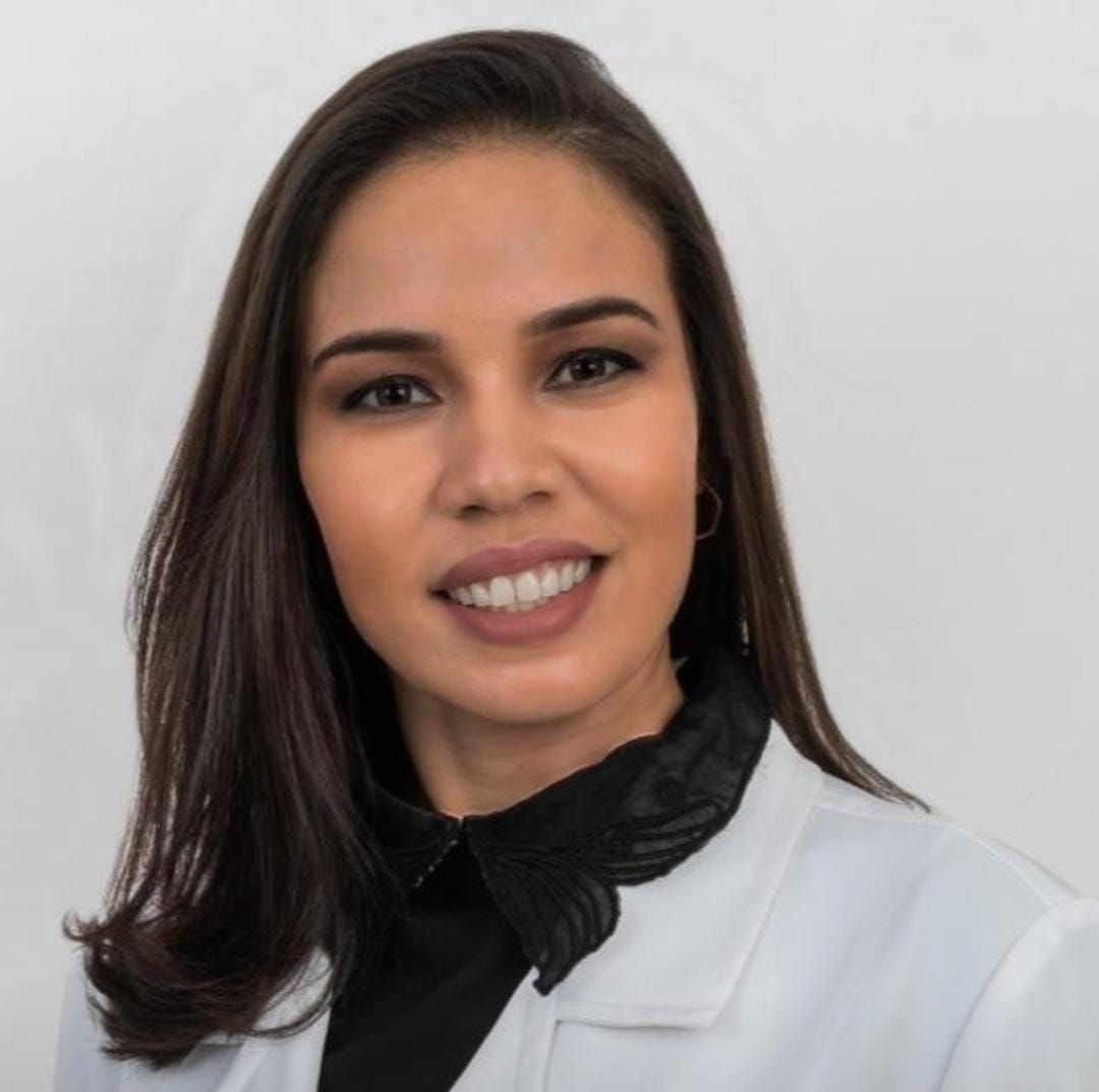 Ceiça Soares - Fisioterapeuta - Image 1