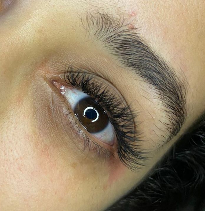 Keurihan Ruth Lash Designer - Image 1