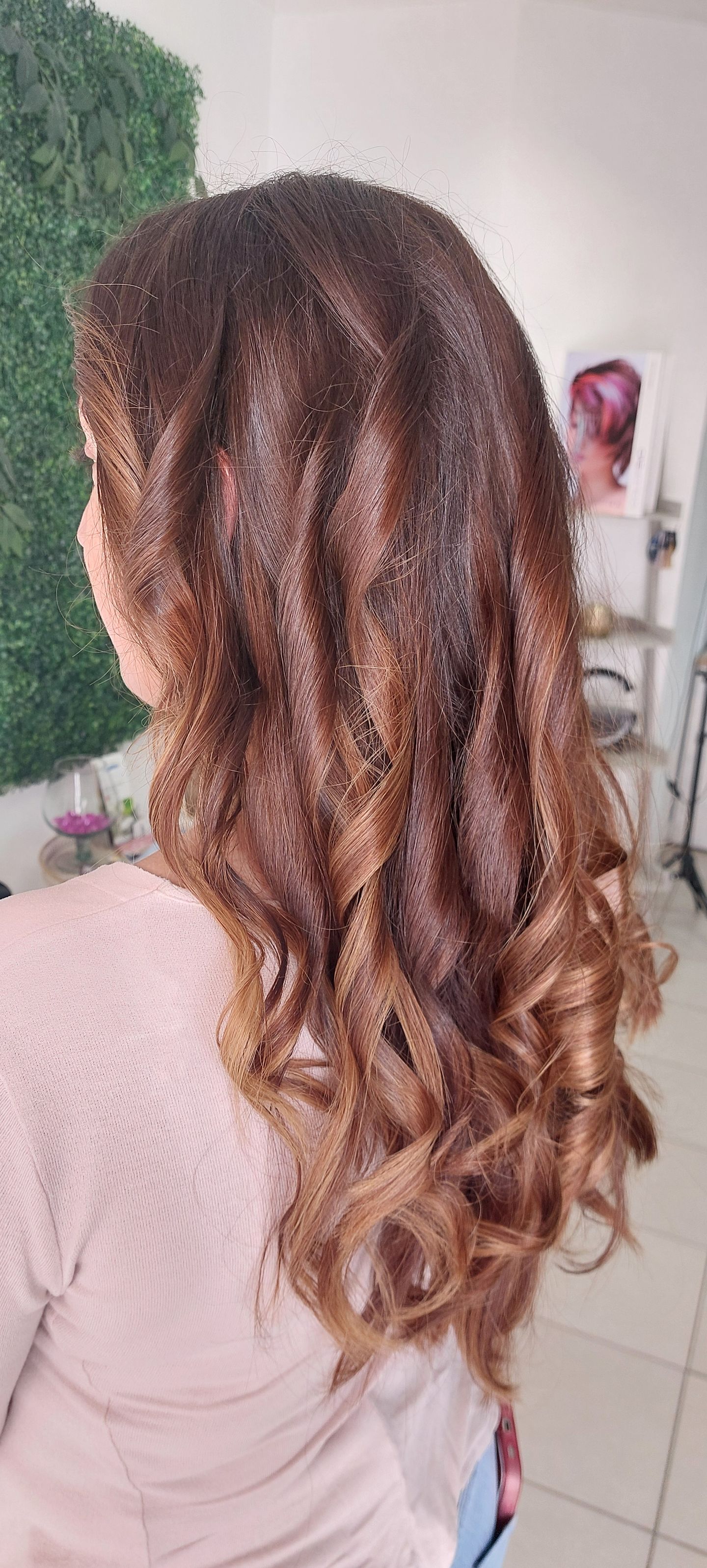 Martha Hair Stylist - Image 3