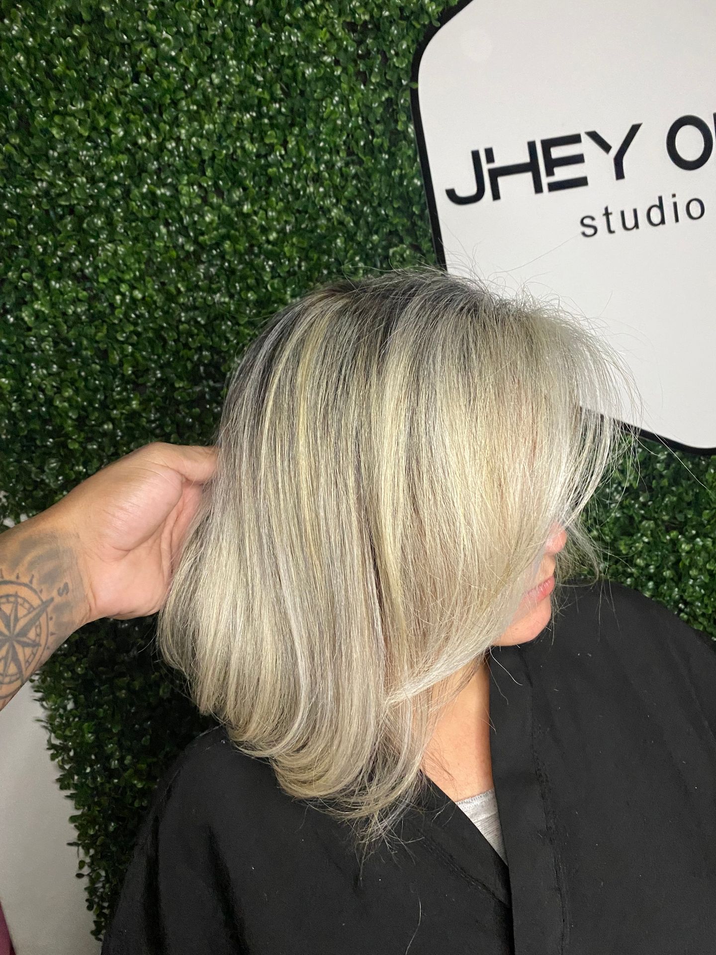 Jhey Oliver Studio Hair - Image 3