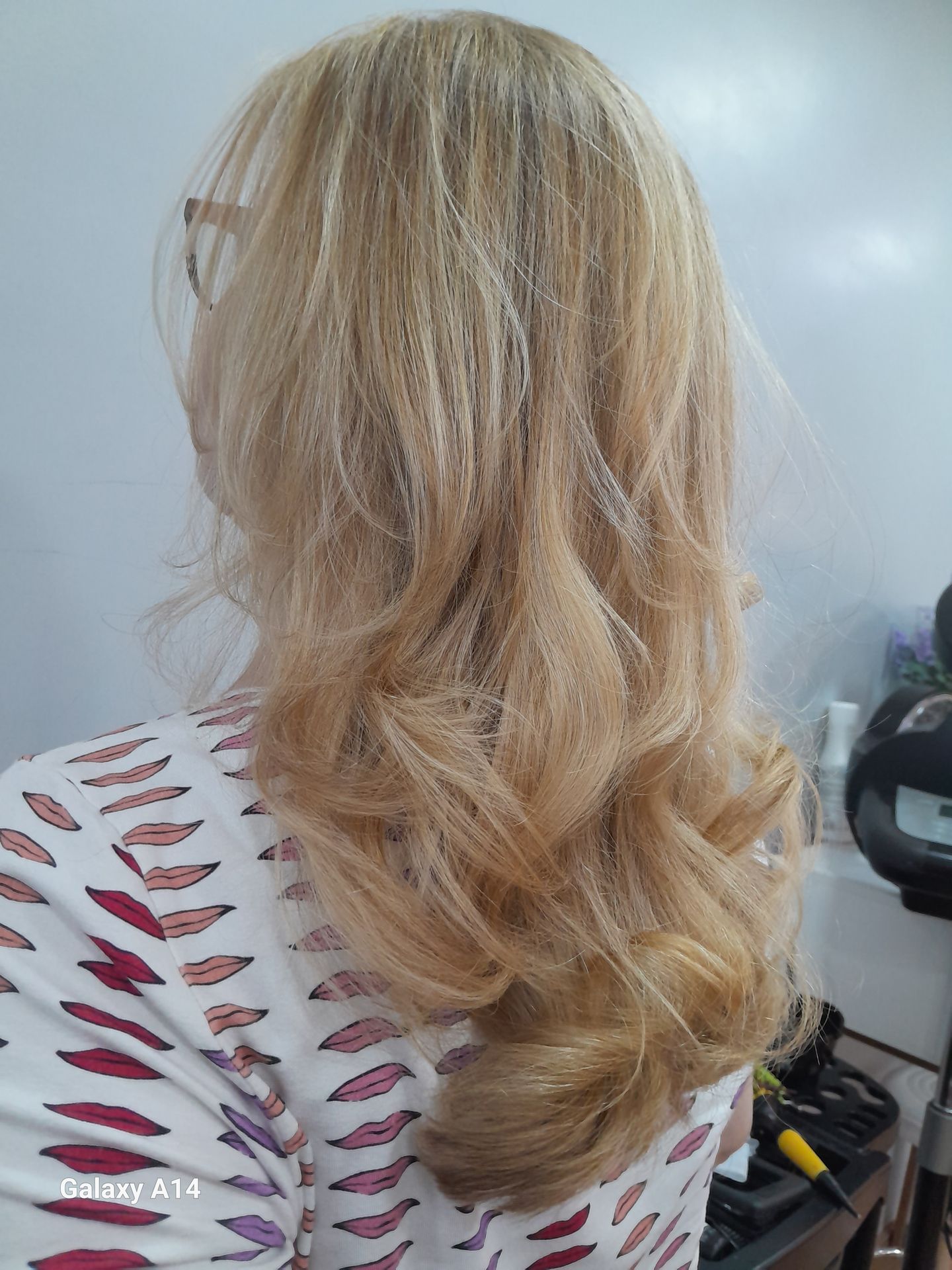 Cida Coiffeur - Vitrine 213 - Image 11