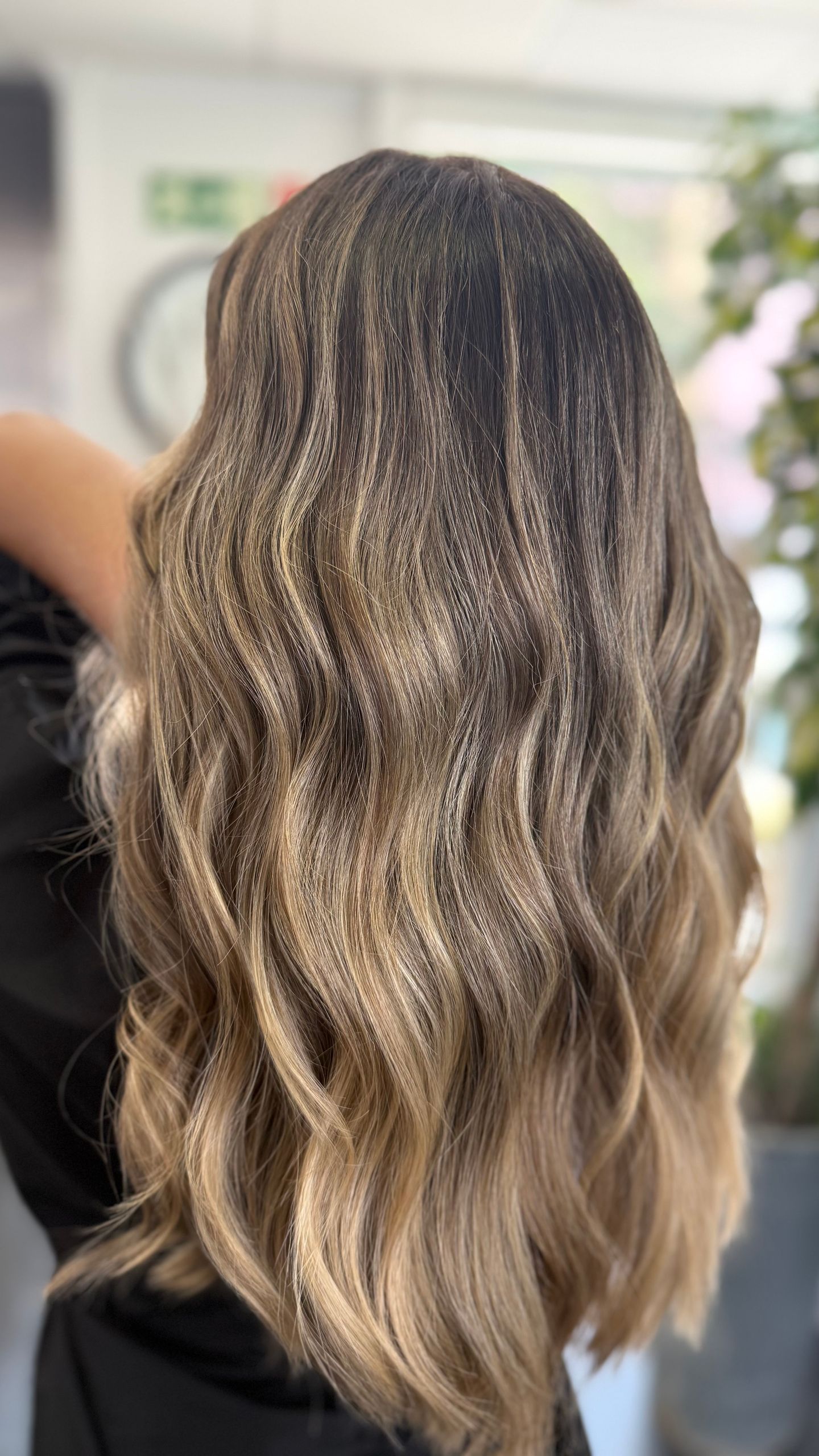 Letícia Bugarin Hair Stylist - Image 11