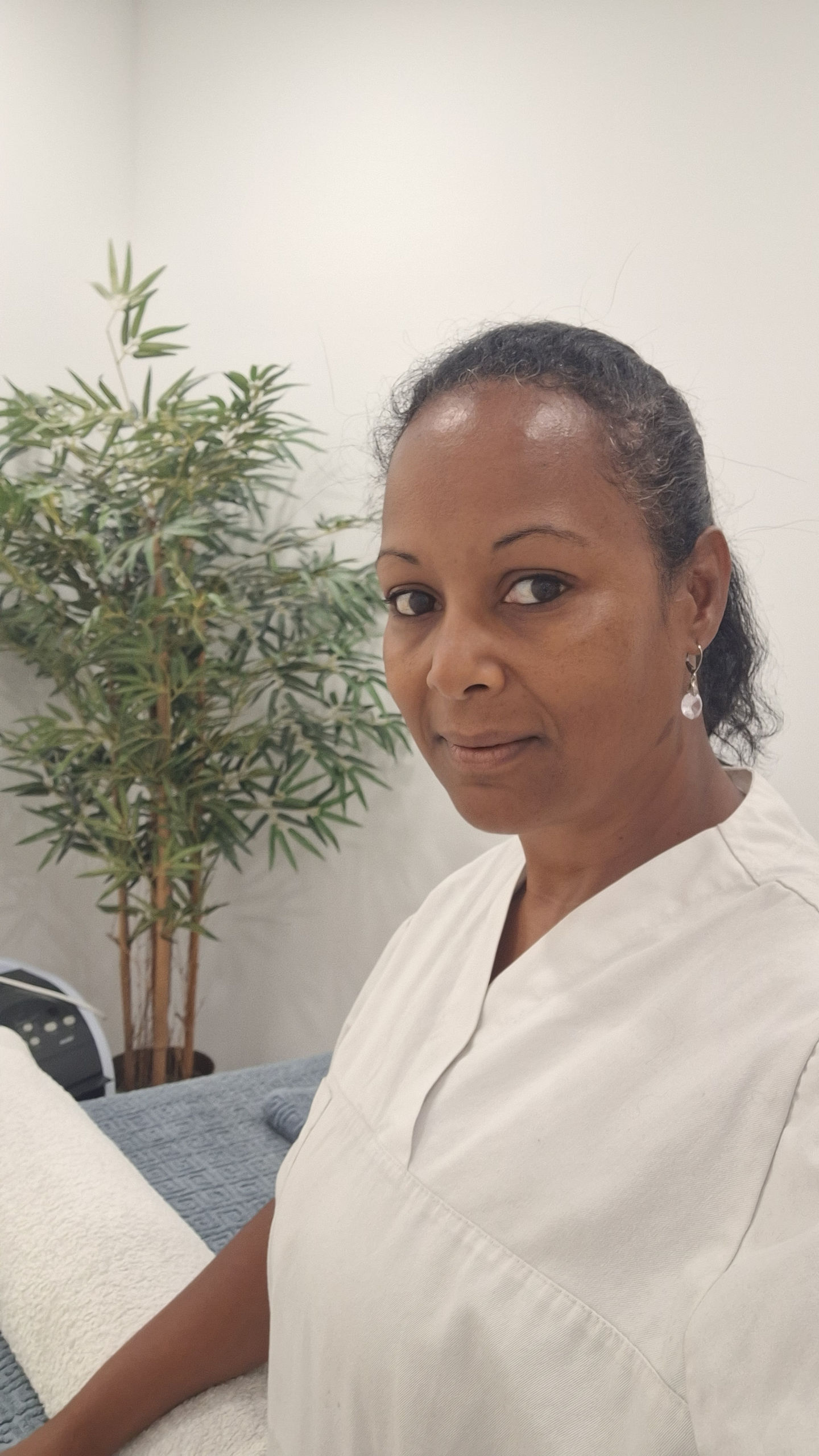 Elga Carvalho Massoterapeuta - Image 3