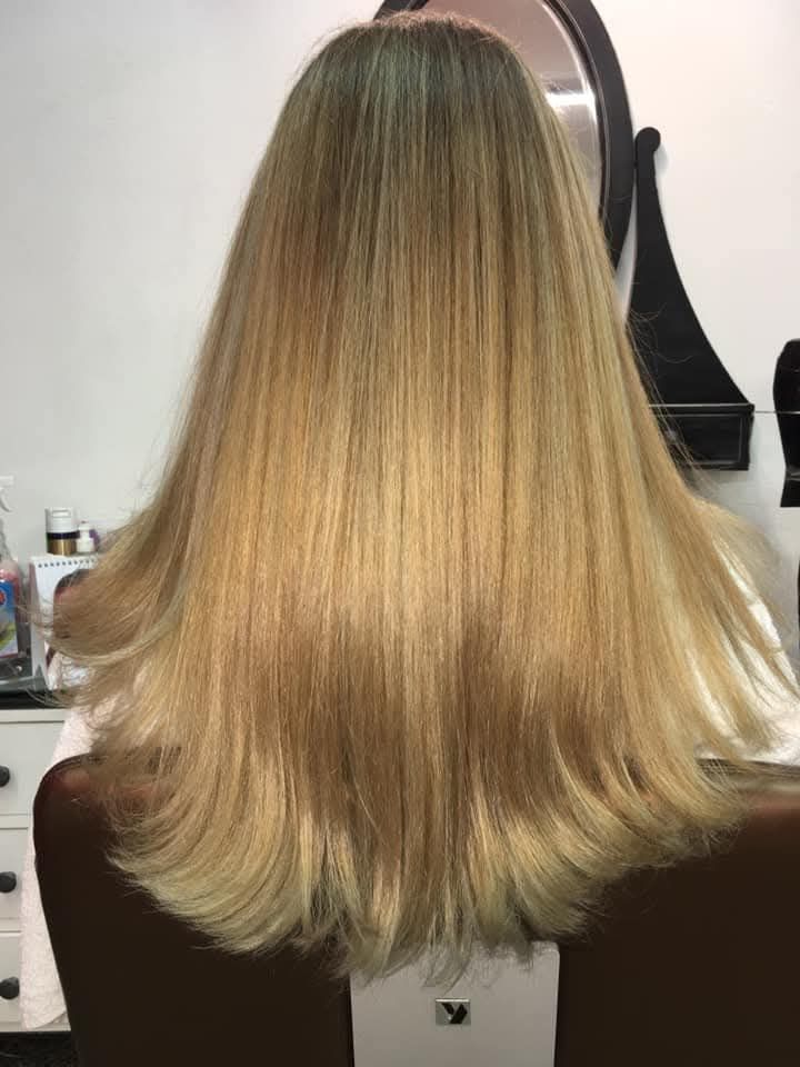 La Belle Vintage Beauty Salon - Image 30