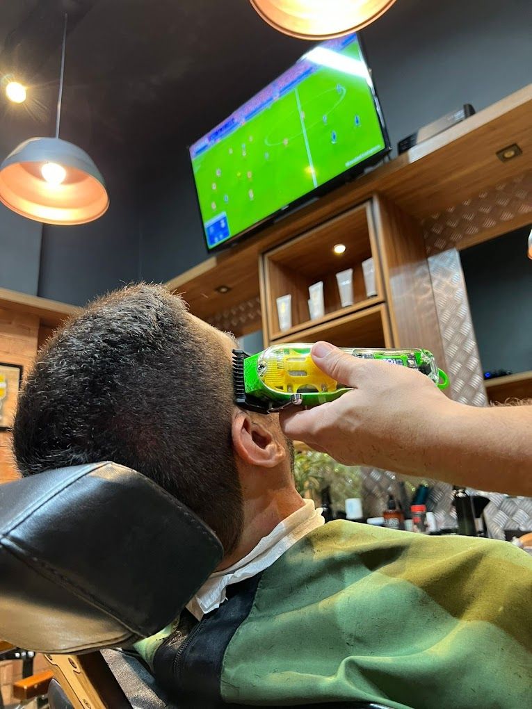 Barbearia Neighborhood - Image 2