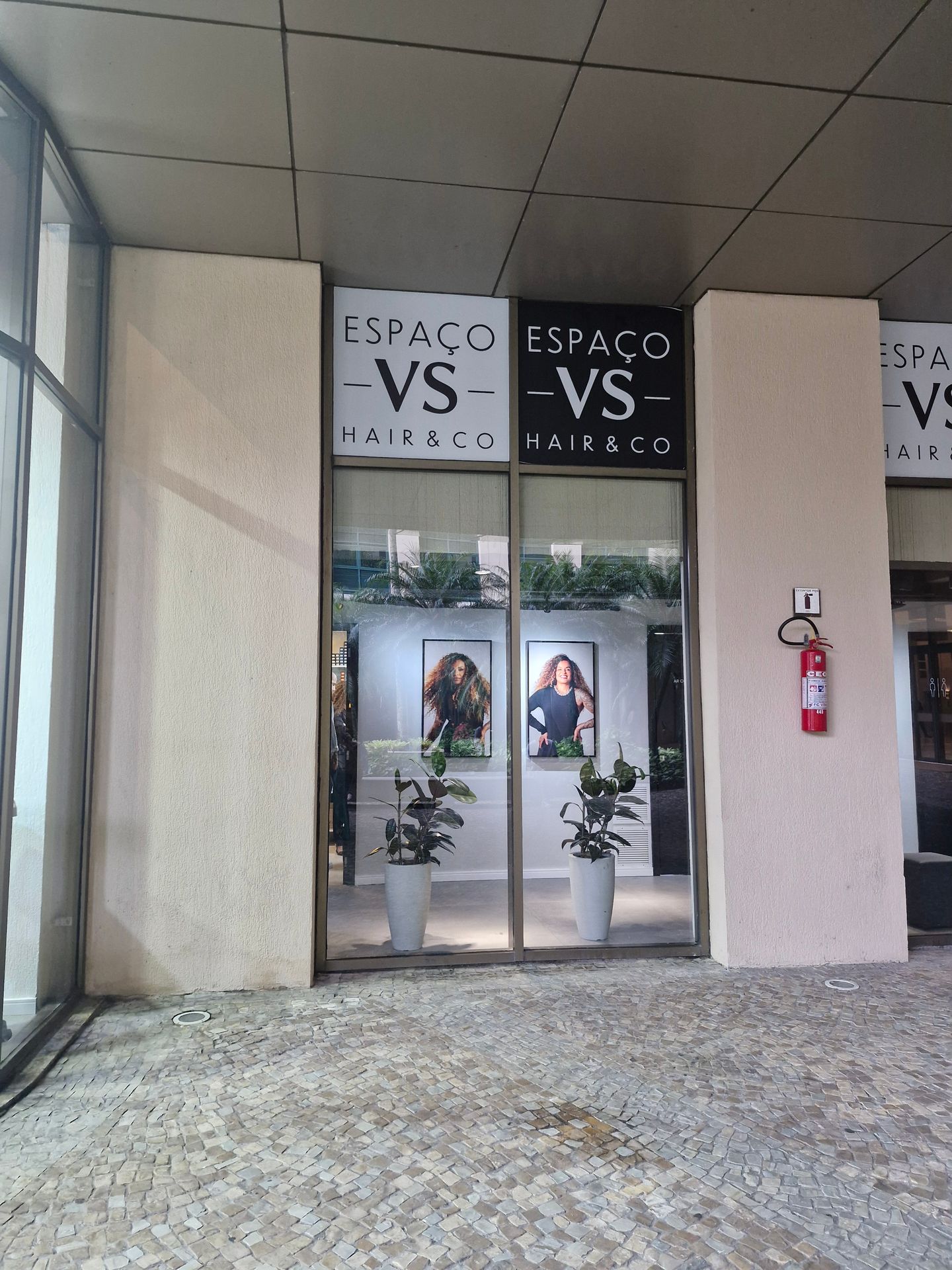 Espaço VS Hair & Co - Image 18
