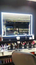 All About Makeup - Image 4