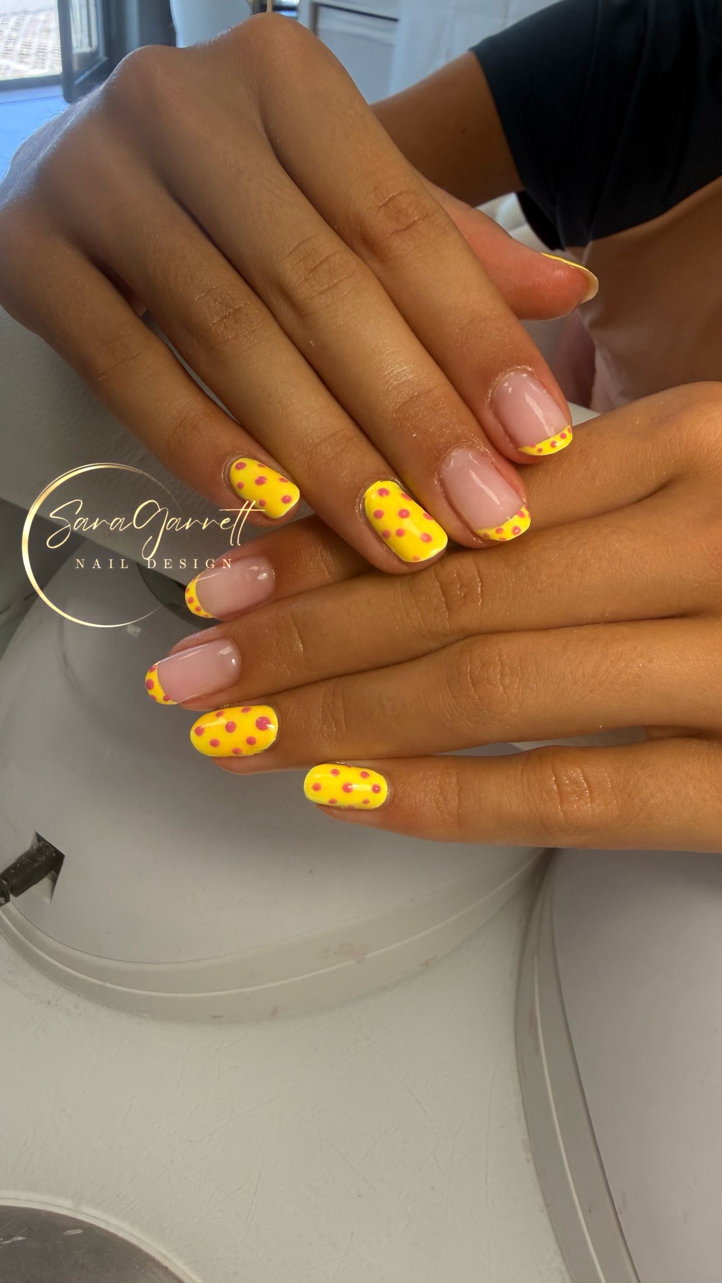 Sara Garrett Nail Designer - Image 43