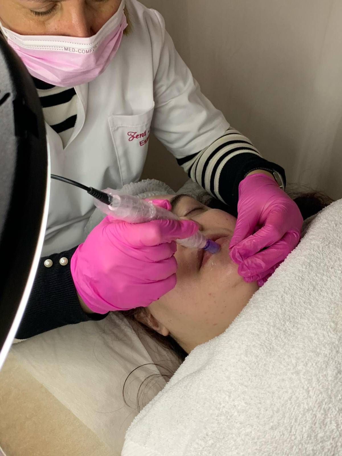 Zeni Alves Estética - Image 22