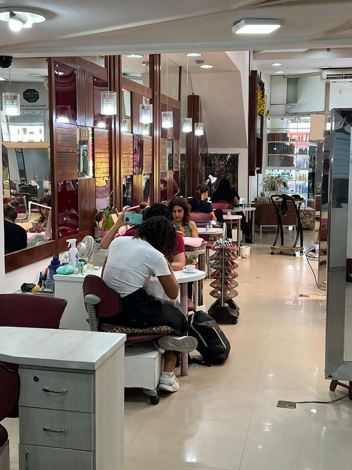 Silvanio's Hair Design - Image 15