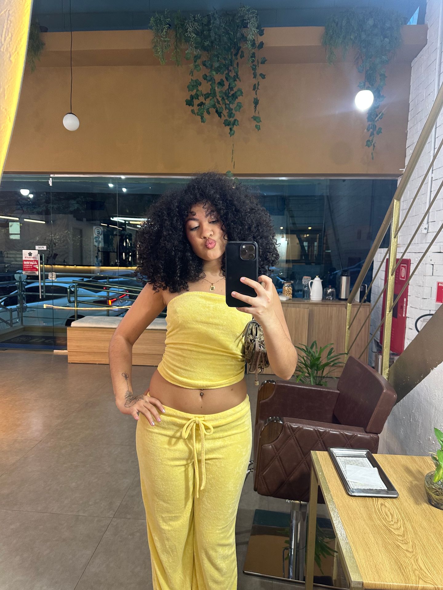 Neos Hair Spa - Image 20