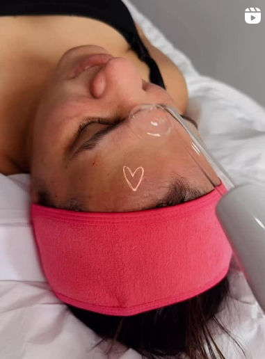 Esteticista Thayná - Image 5