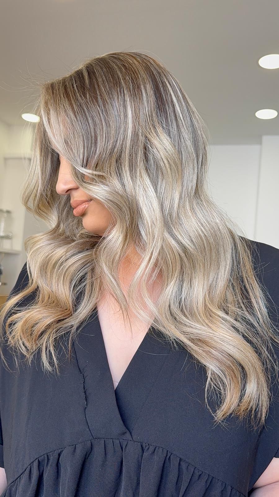 Leda Paes Hair Stylist - Image 7